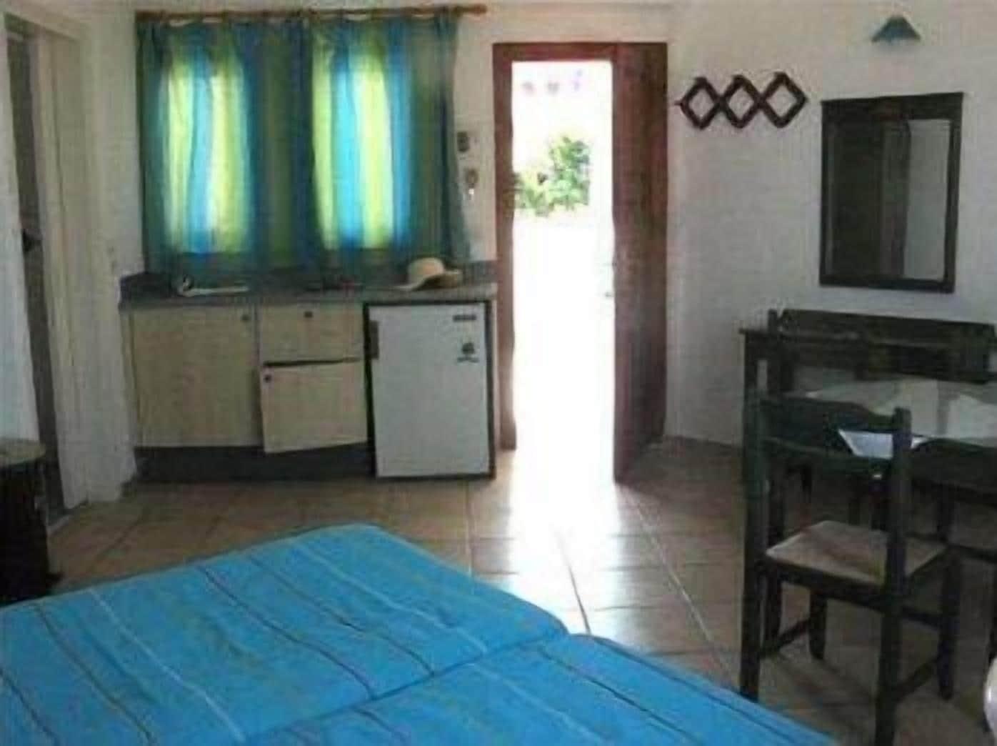 Romantica Hotel Apartments ヘルソニソス エクステリア 写真